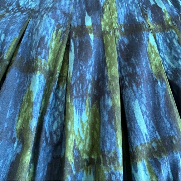 Talbots Petite Watercolor Fit and Flare A-Line Pleated Skirt - Picture 9 of 14